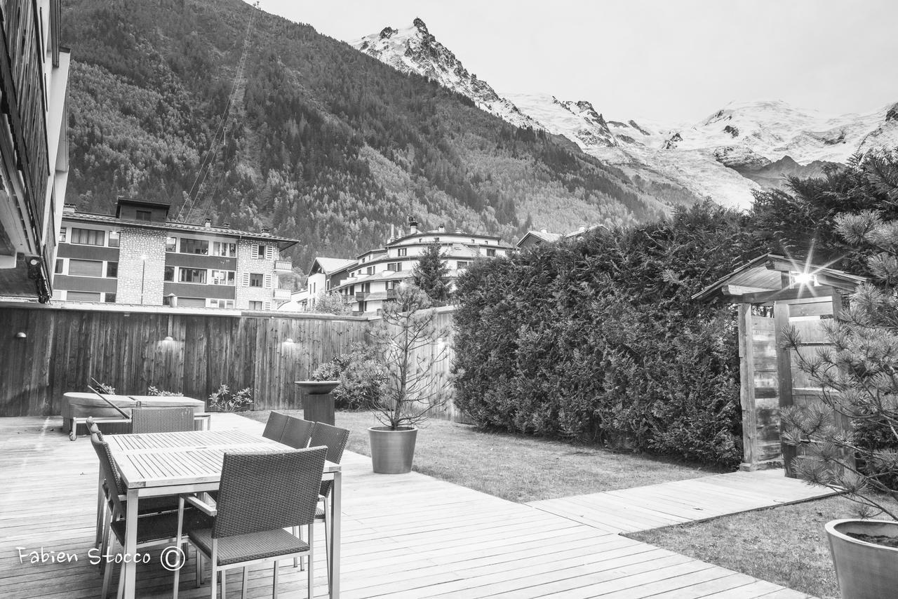Apartment Au Bon Coin - Luxury Chamonix Hidden Haven, Mont Blanc View, Hot Tub And Garden 部屋 写真