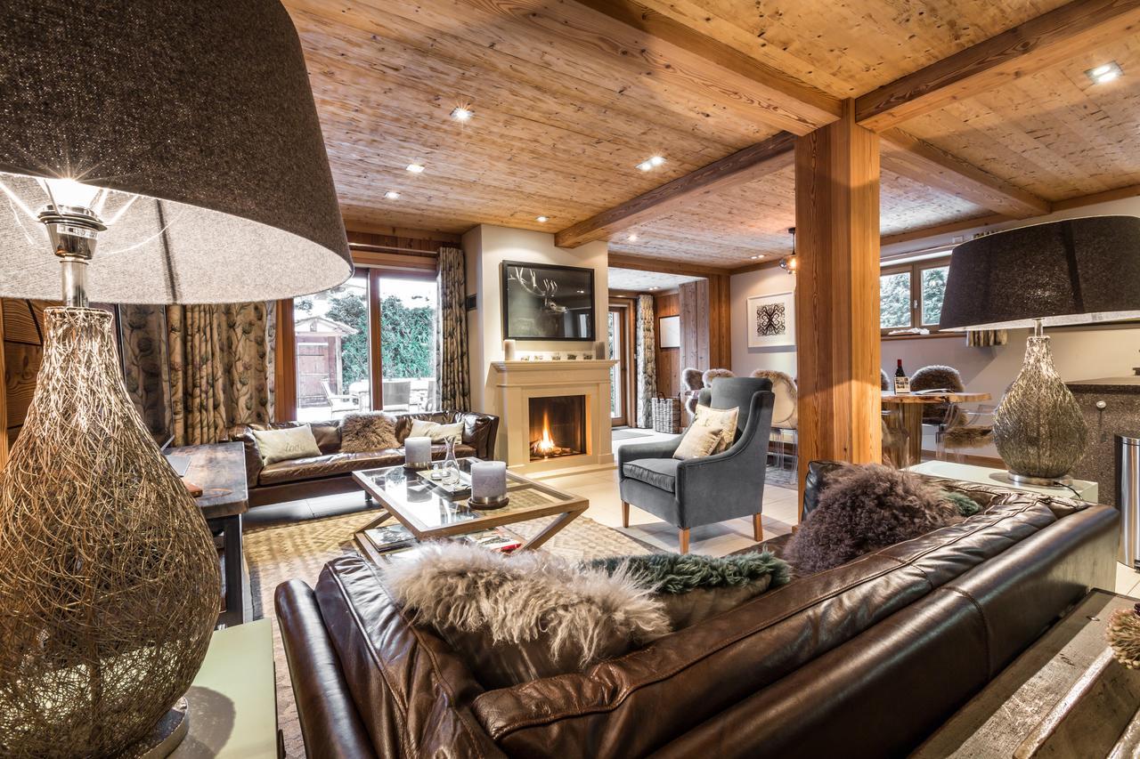 Apartment Au Bon Coin - Luxury Chamonix Hidden Haven, Mont Blanc View, Hot Tub And Garden エクステリア 写真