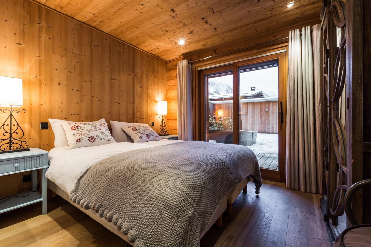 Apartment Au Bon Coin - Luxury Chamonix Hidden Haven, Mont Blanc View, Hot Tub And Garden エクステリア 写真